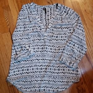 Maurices 3/4 sleeve dress shirt